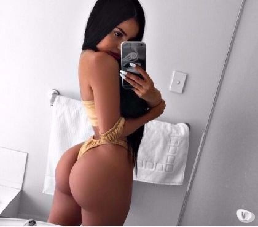 Changez-vous les idées avec une charmante latina